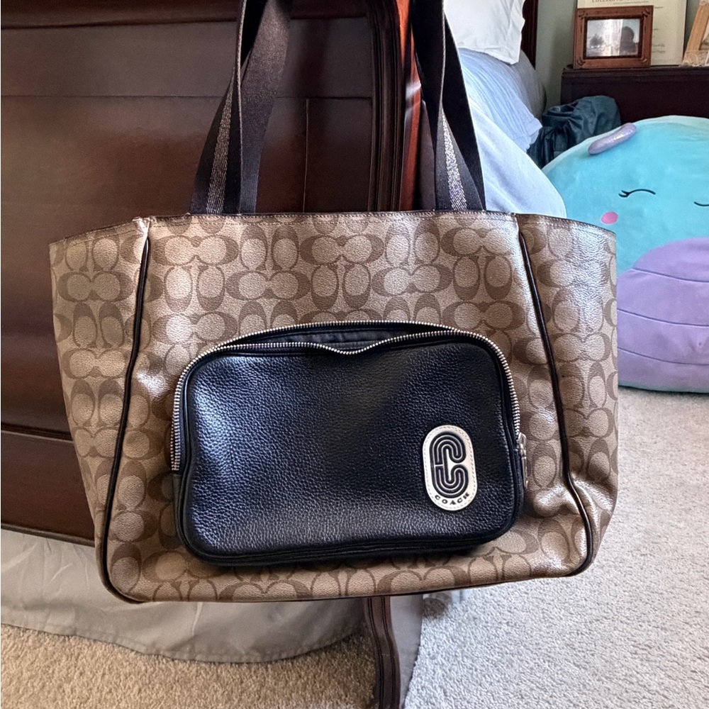 Coach Court Tote In Signature Canvas With Coach Patch